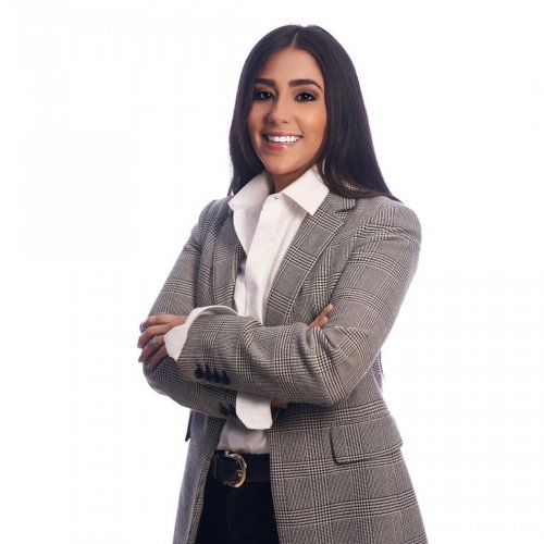 DIANA MOLINA