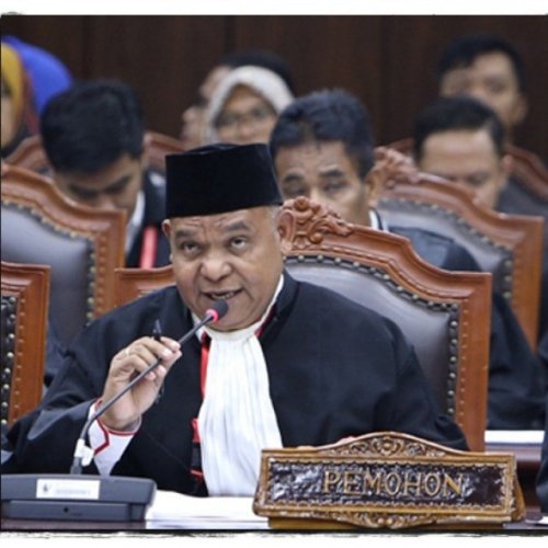 Petrus Bala Pattyona, SH.,MH.,CLA